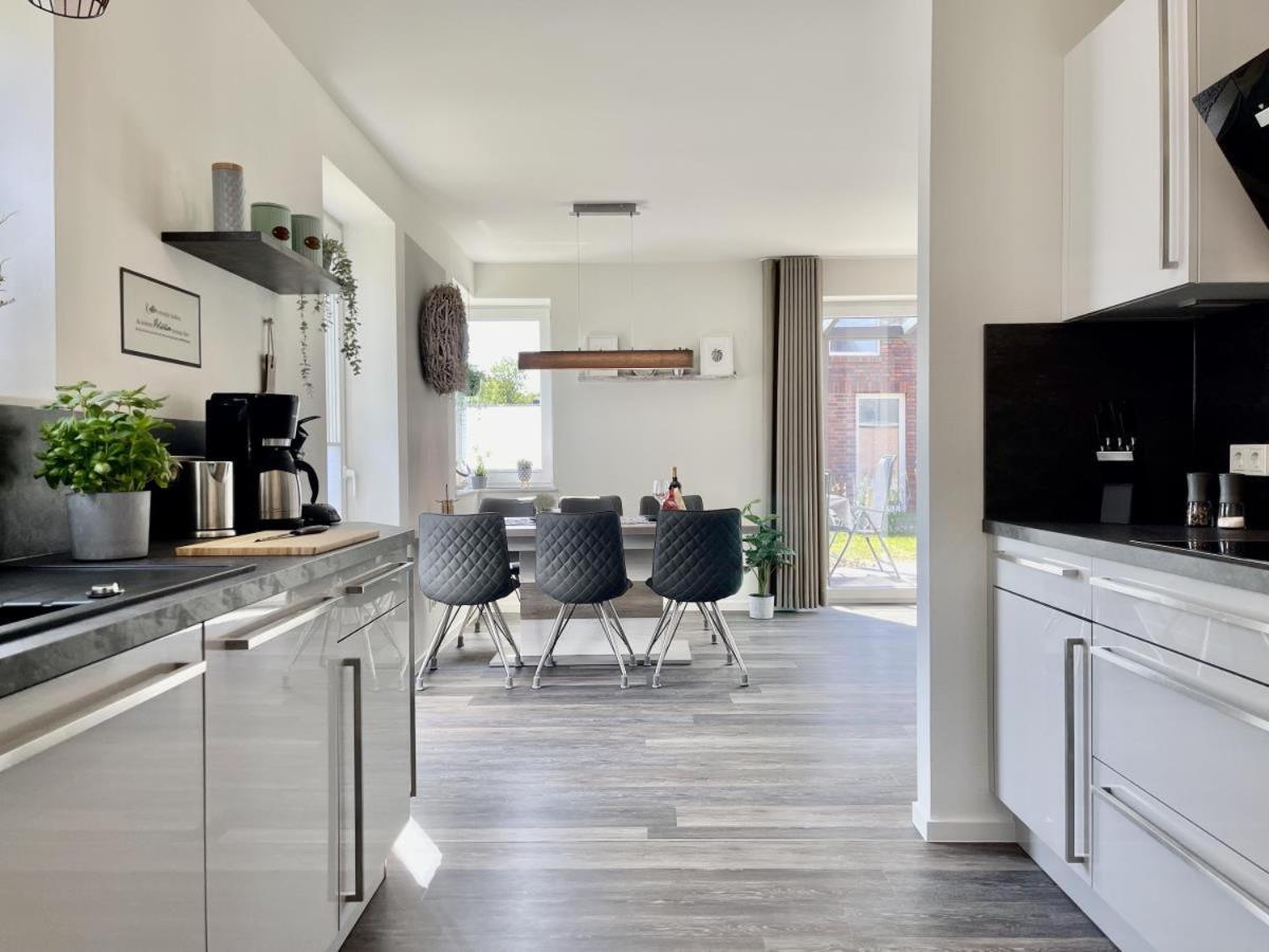 Villa Am Kutterhafen 28 - Prielhuus Fedderwardersiel Esterno foto