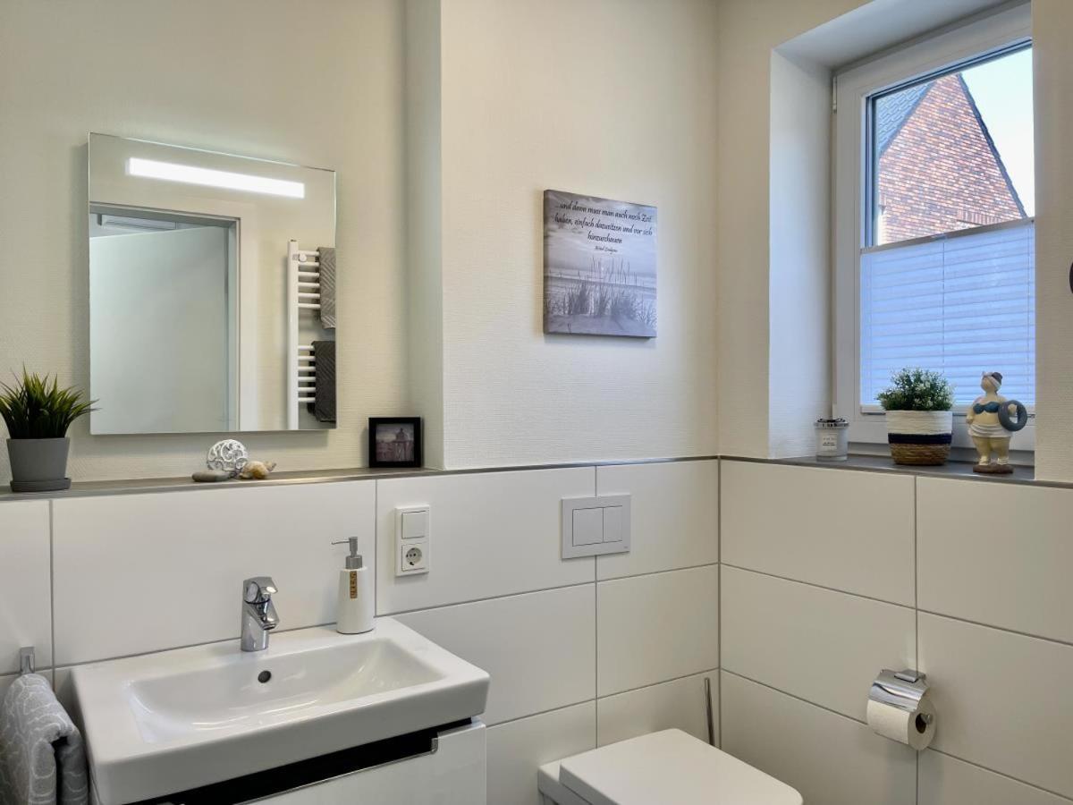 Villa Am Kutterhafen 28 - Prielhuus Fedderwardersiel Esterno foto